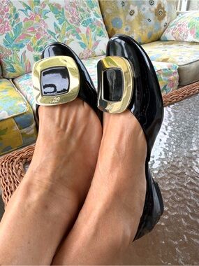 Roger Vivier Belle Vivier Black Patent Leather Buckle Ballet Flats EU 38 Italy